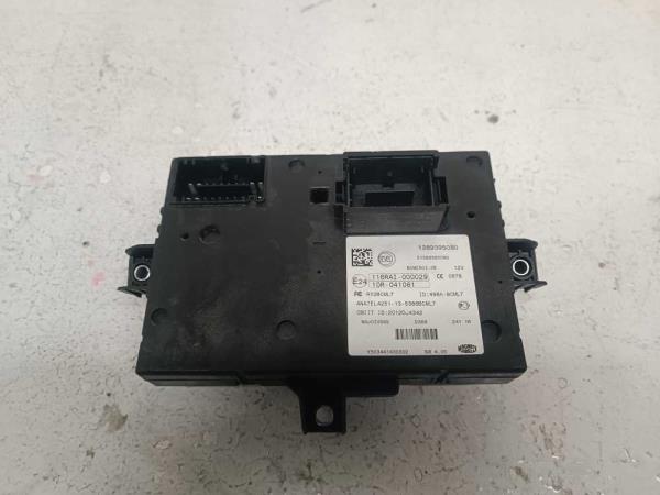BOITE A FUSIBLE PEUGEOT BOXER/ CITROEN JUMPER/ FIAT DUCATO - Vue 2